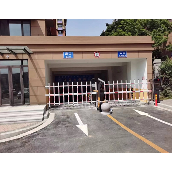 东营学校大门车牌识别道闸